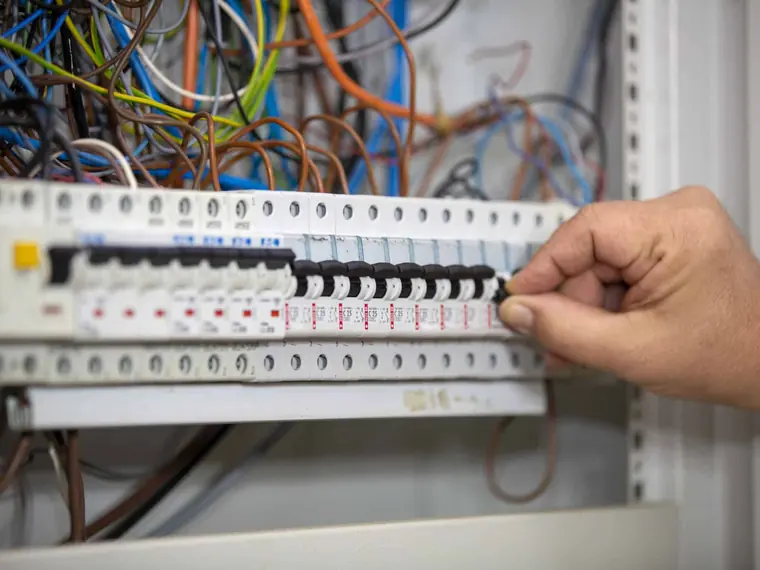 Électricien à Brive-la-Gaillarde